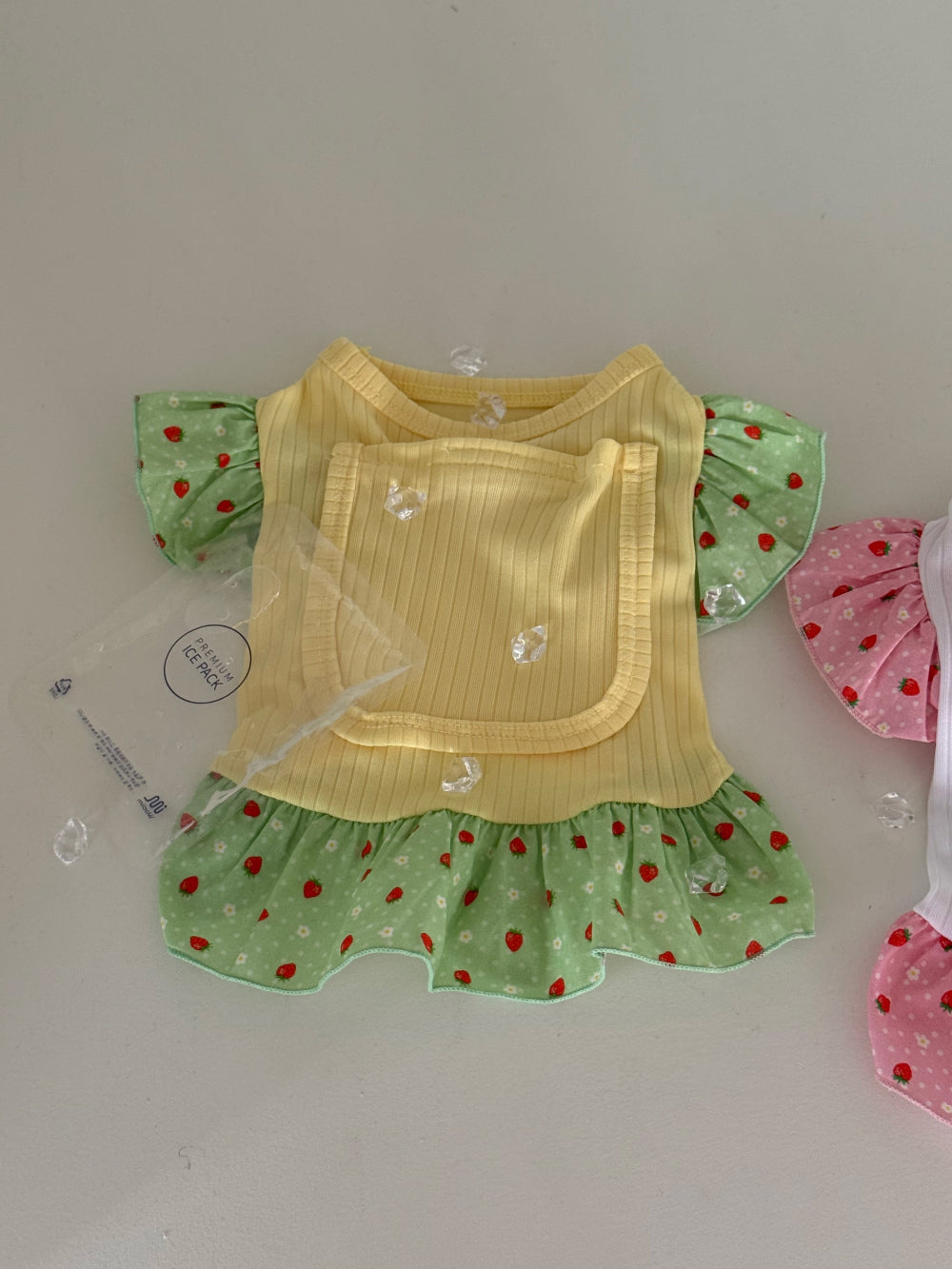 【予約】クールフリルトップス〈DearMeong〉韓国 韓国犬服 ドッグウェア