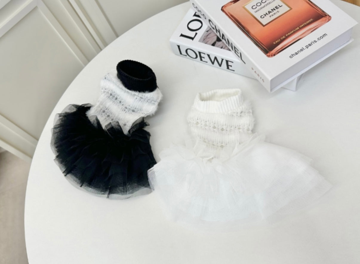 【予約】スワンシュシュワンピ〈zoobic〉韓国 韓国犬服 ドッグウェア