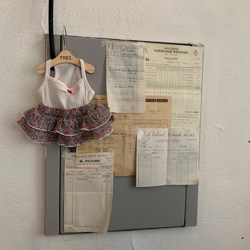 【予約】可愛いモンペワンピ〈Frei〉韓国 韓国犬服 ドッグウェア